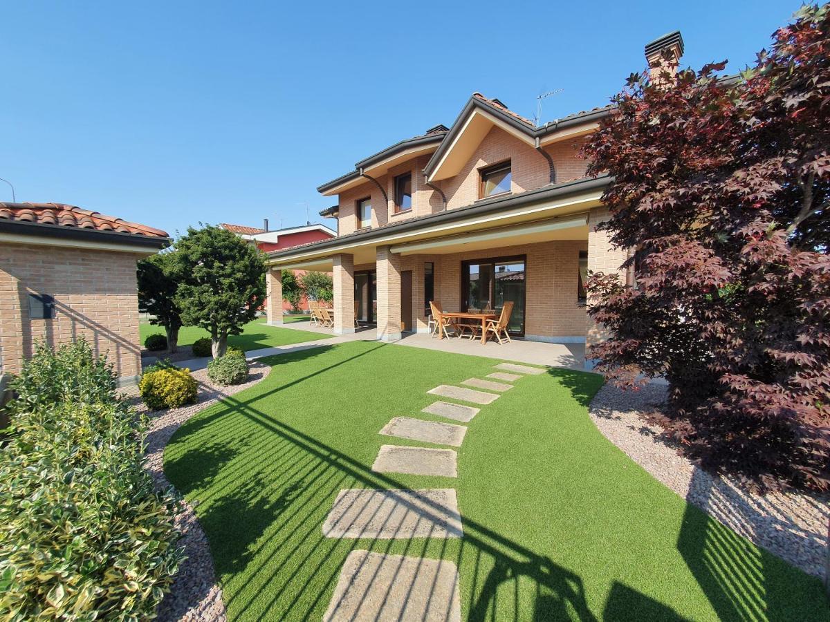 Cassano dʼAdda B&B Casa Sara מראה חיצוני תמונה